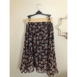 LulaRoe Lola skirt size L never worn